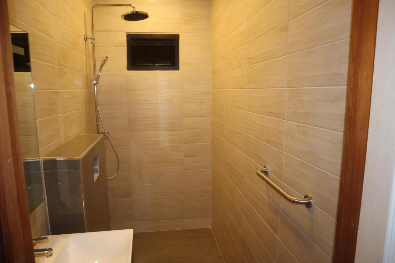 Empire Apartments Su 2 Marthastraat باراماريبو المظهر الخارجي الصورة
