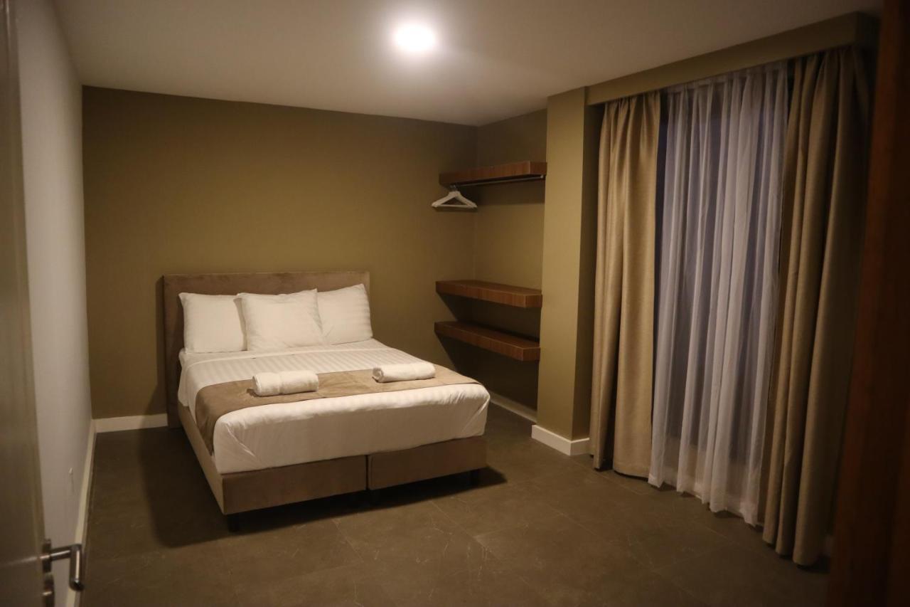 Empire Apartments Su 2 Marthastraat باراماريبو المظهر الخارجي الصورة
