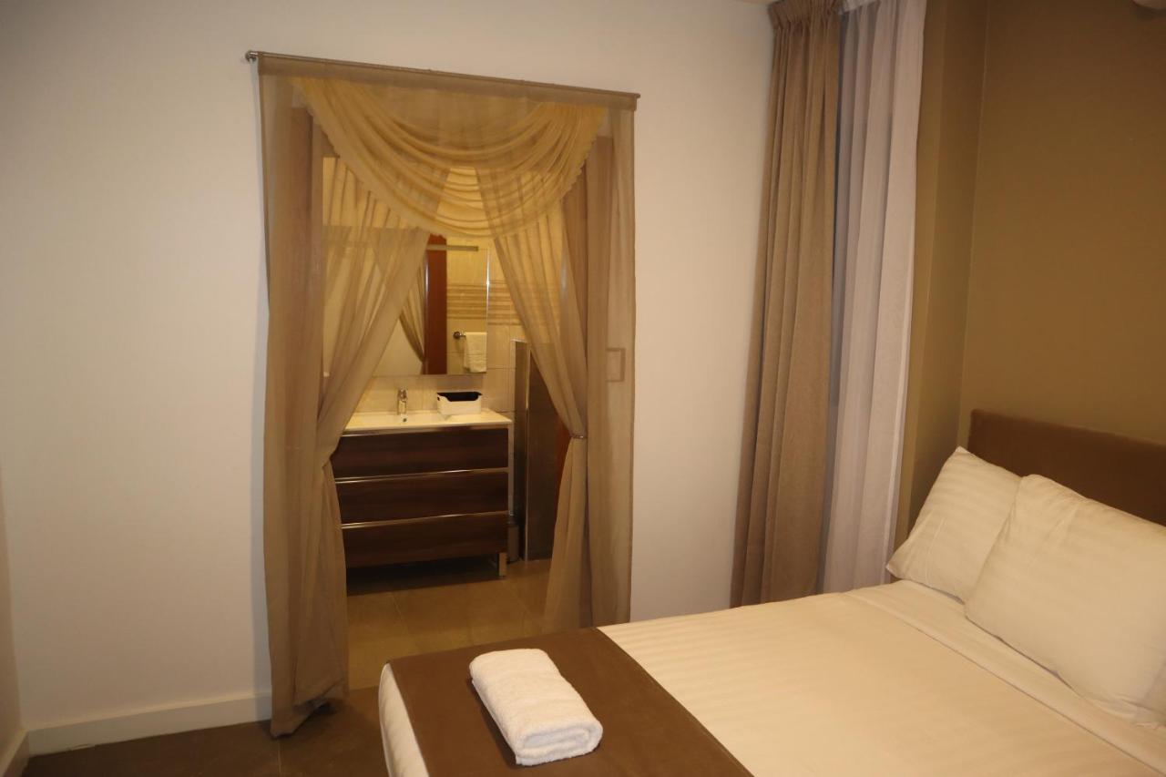Empire Apartments Su 2 Marthastraat باراماريبو المظهر الخارجي الصورة