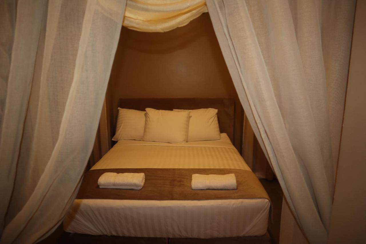 Empire Apartments Su 2 Marthastraat باراماريبو المظهر الخارجي الصورة