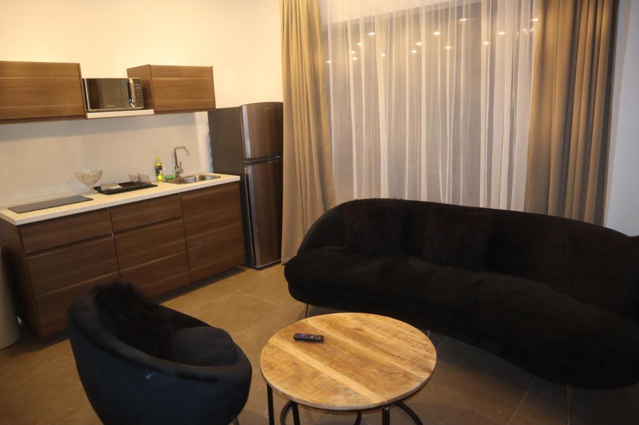 Empire Apartments Su 2 Marthastraat باراماريبو المظهر الخارجي الصورة