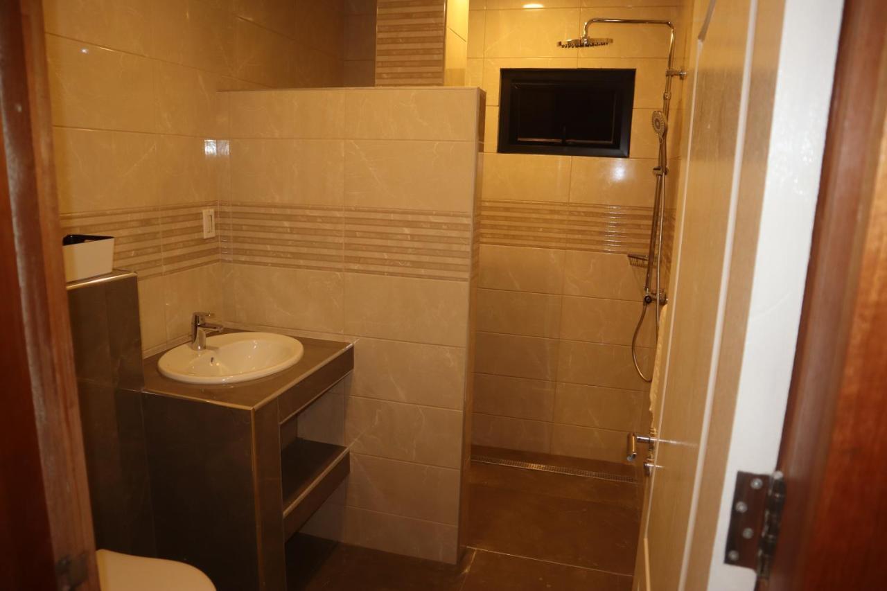 Empire Apartments Su 2 Marthastraat باراماريبو المظهر الخارجي الصورة