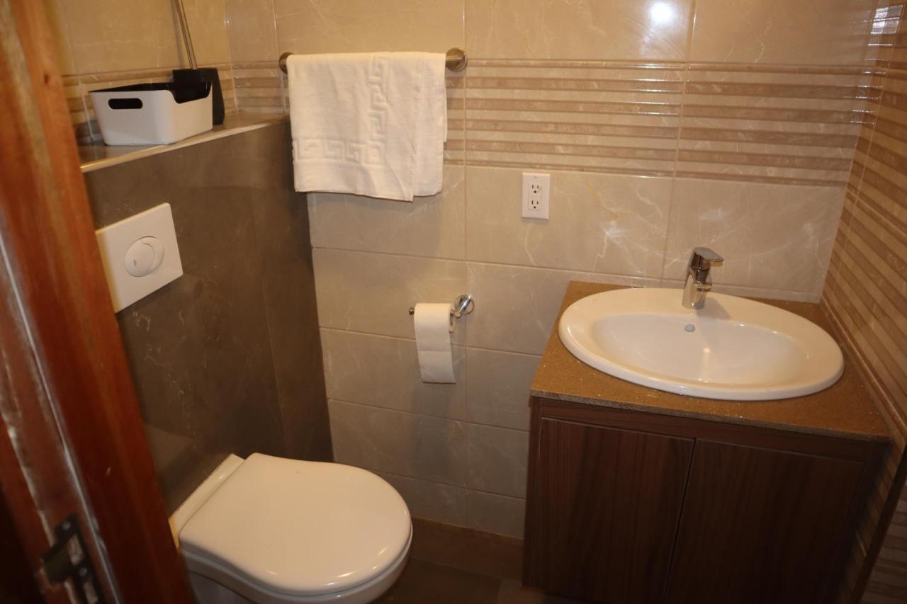 Empire Apartments Su 2 Marthastraat باراماريبو المظهر الخارجي الصورة